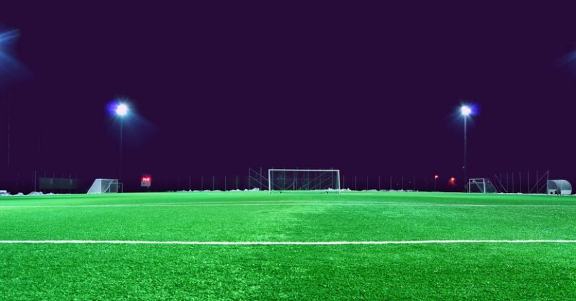 Soccer Field vs Football Field – A Comparison Guide
