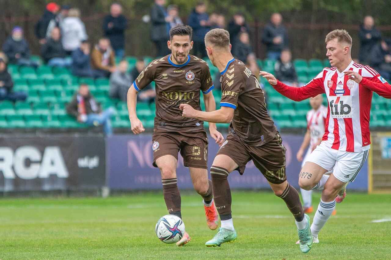 Players Become Odds Movers in Football Betting
